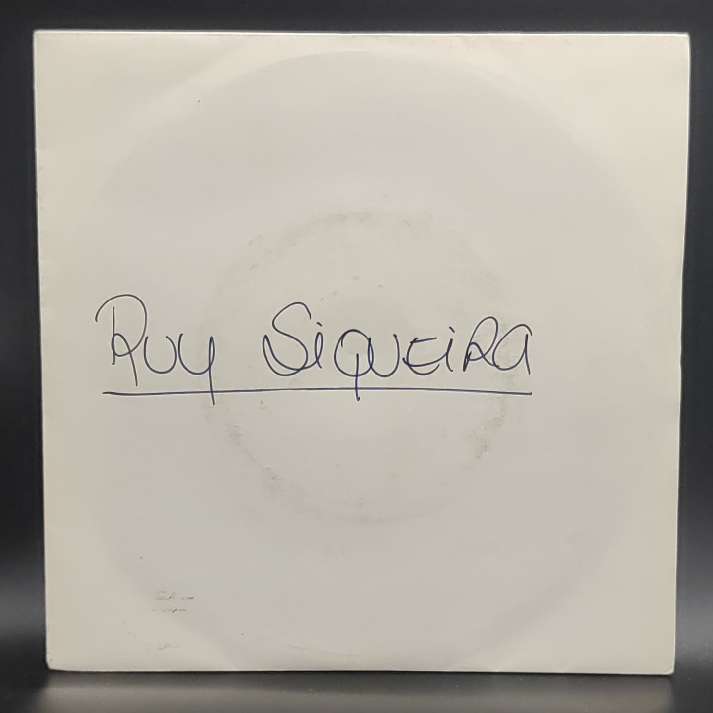 Rui Siqueira "PROVA" Café quente e uma banana