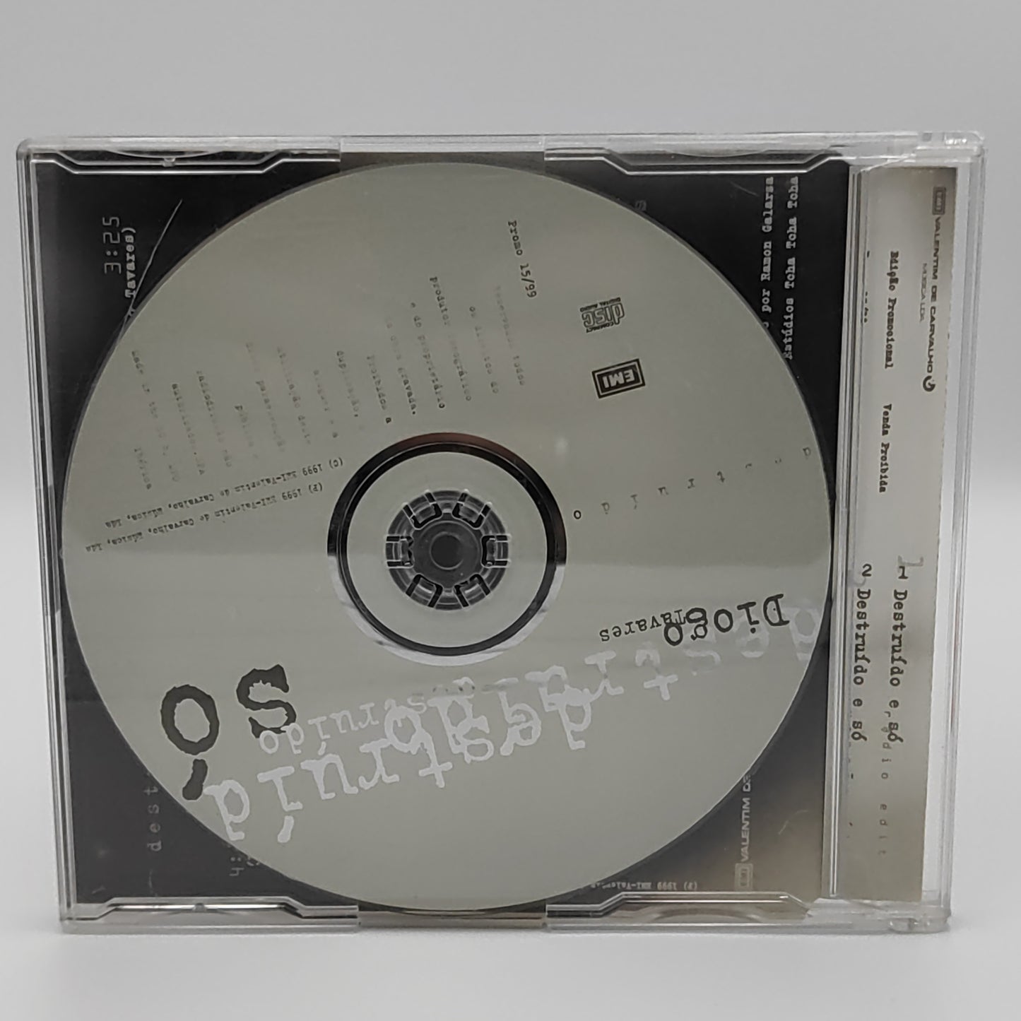 Diogo Tavares - Destruído e só