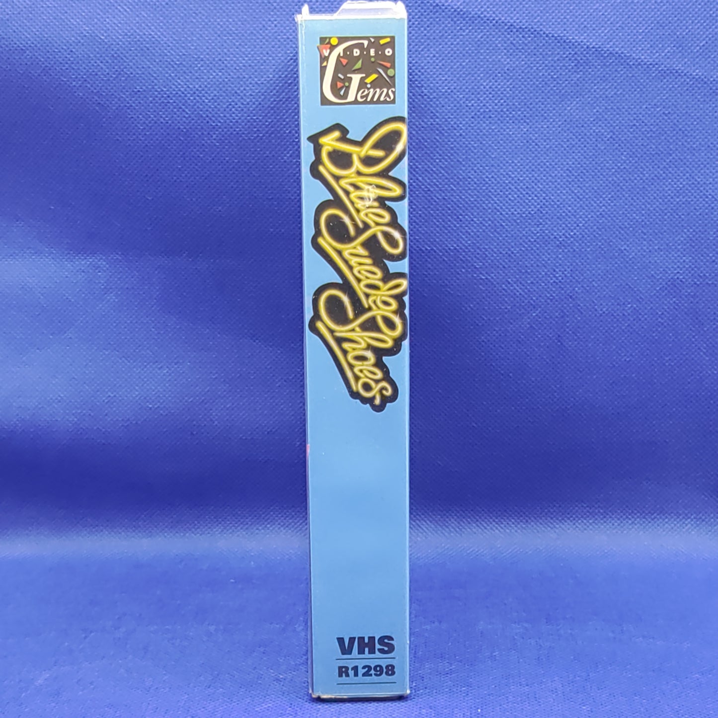 Blaue Wildlederschuhe – Willkommen im Hop...