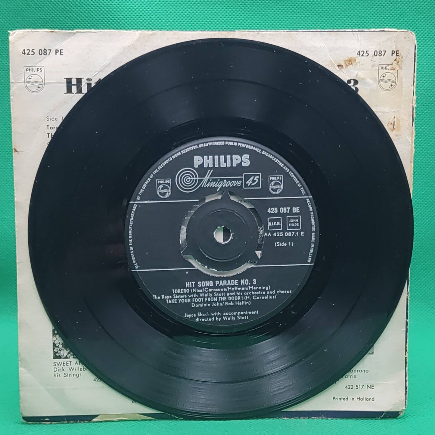 HIT-SONG-PARADE 3