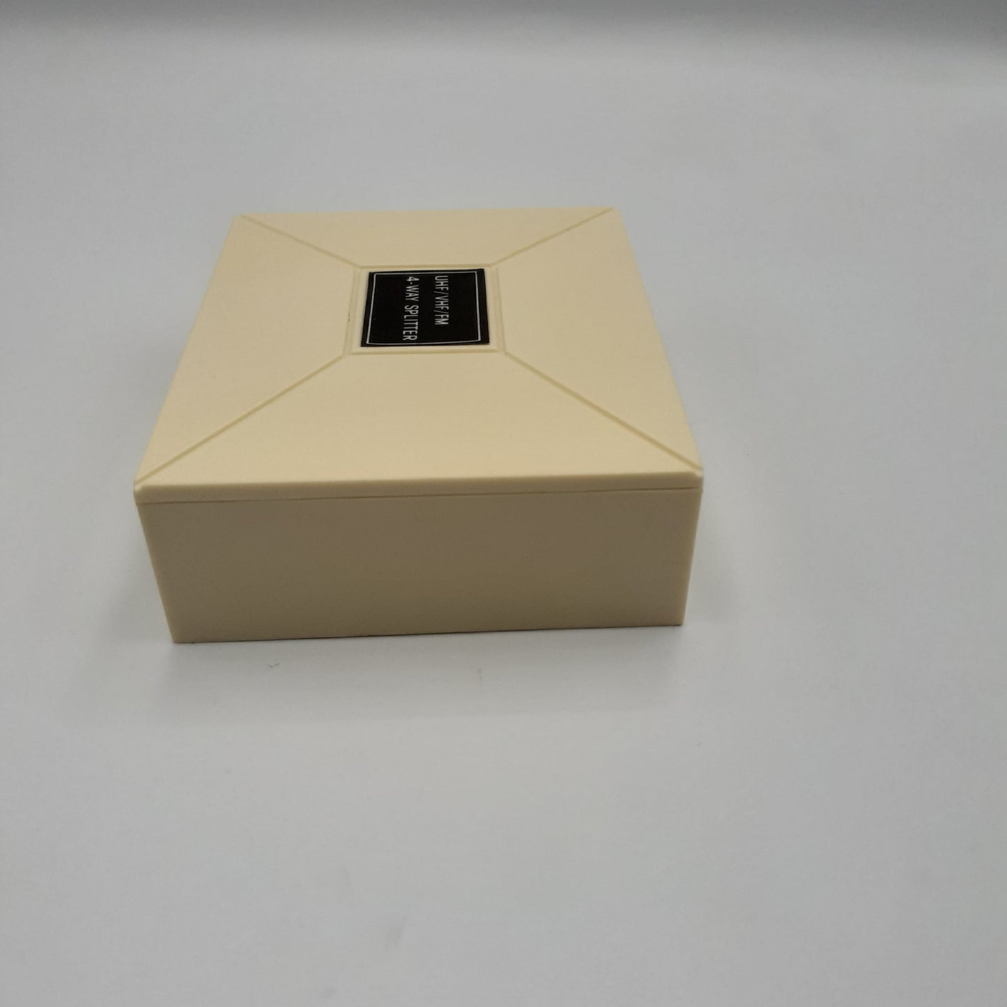 Caixa Derivação 1 Entrada/ 4 Saidas REF:3325