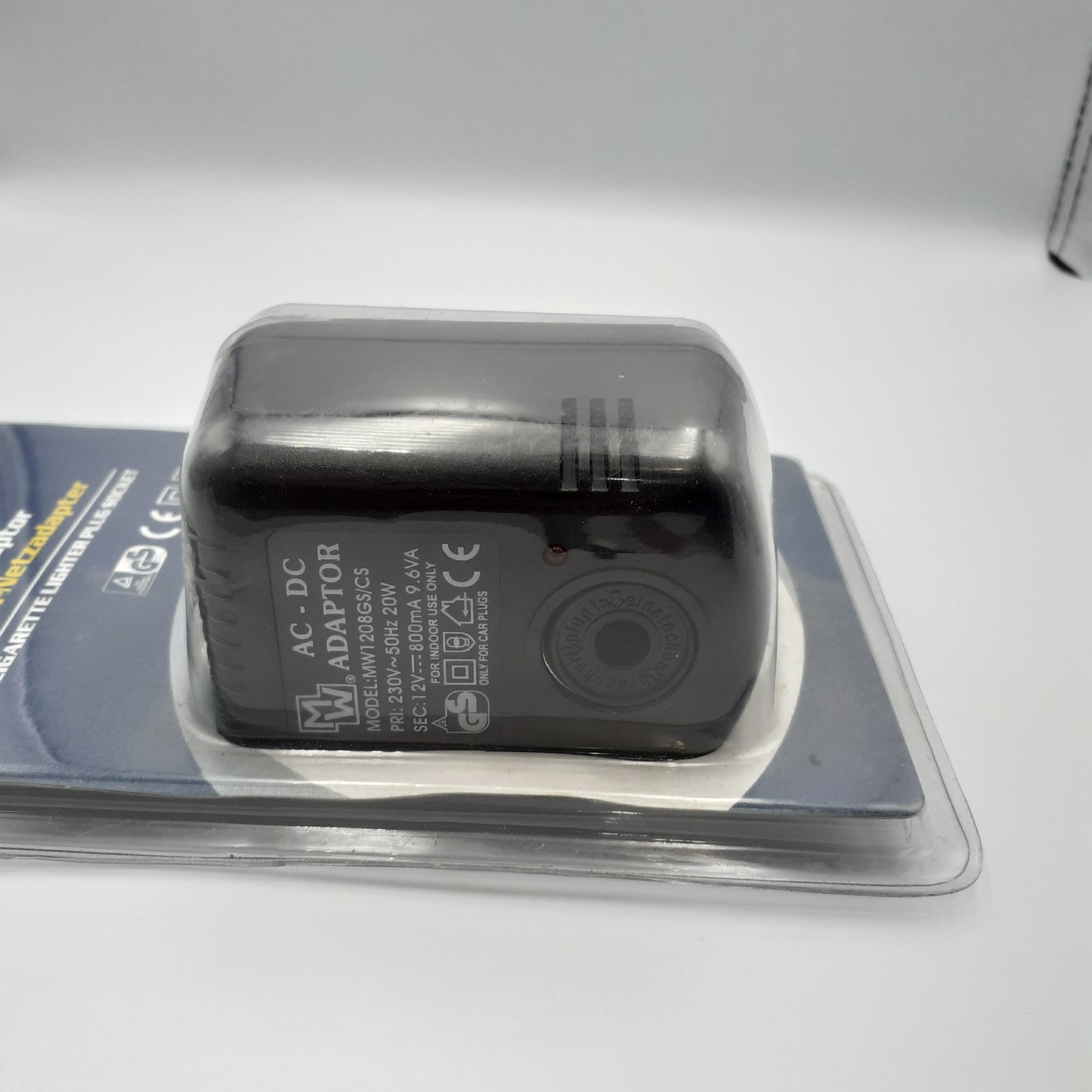 Adaptador Tomada P/Isqueiro de Carro MW4208GS/CS REF:MW1208