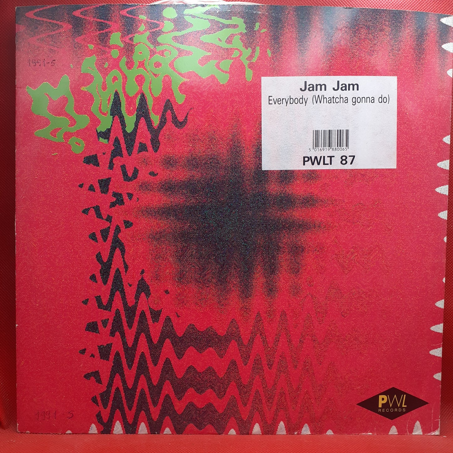 Jam Jam – Everybody (Watcha Gonna Do)