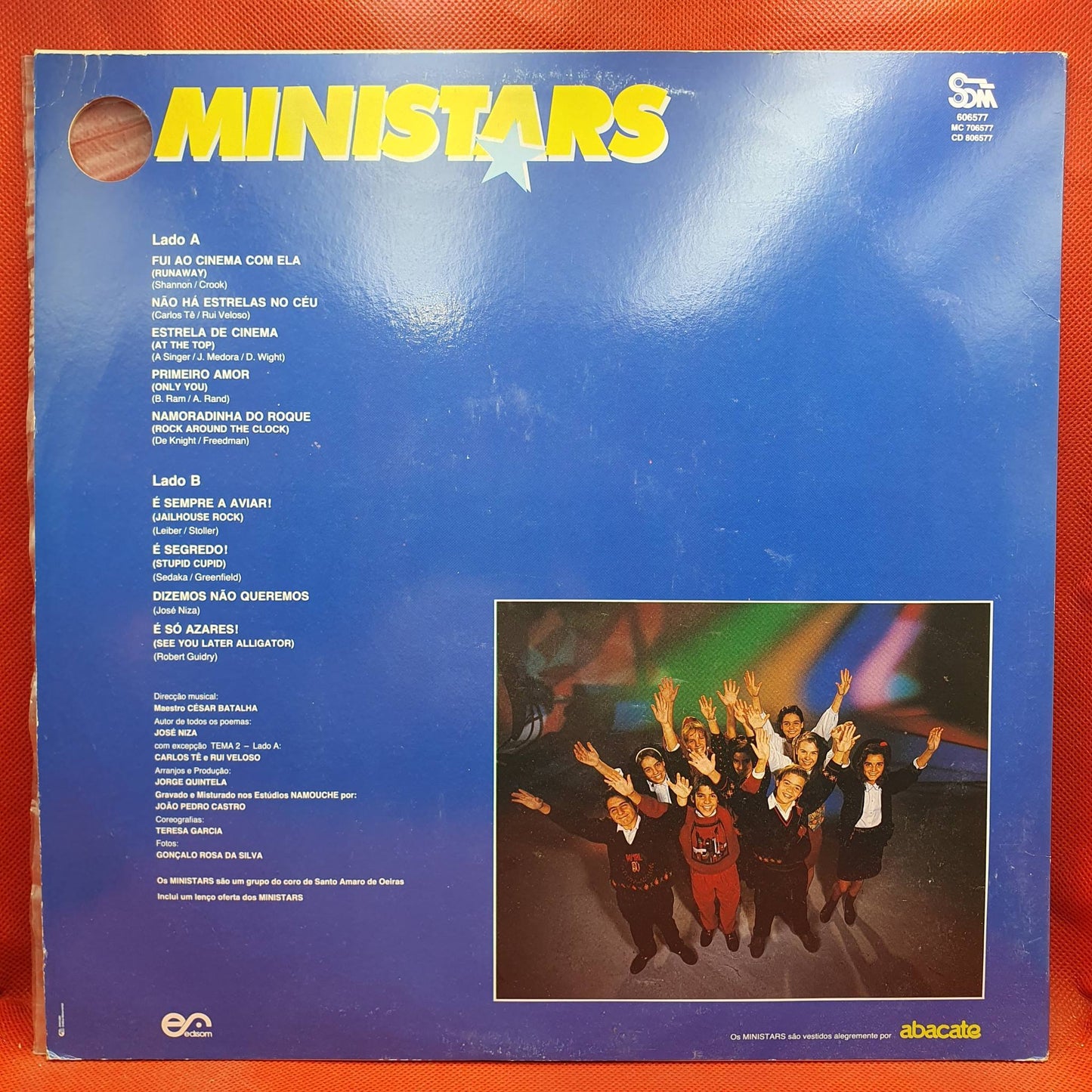 Ministars – É de Caras