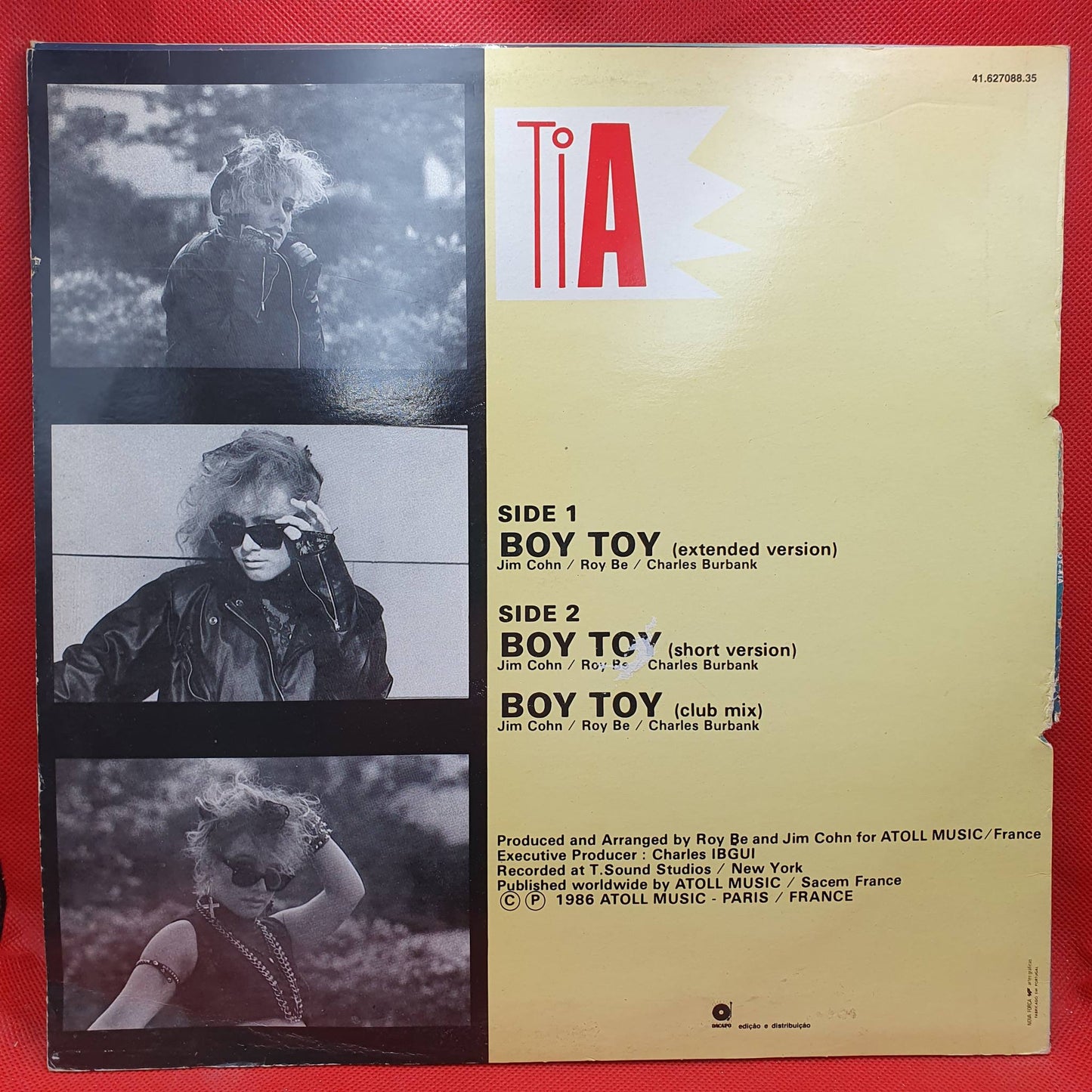 Tia – Boy Toy