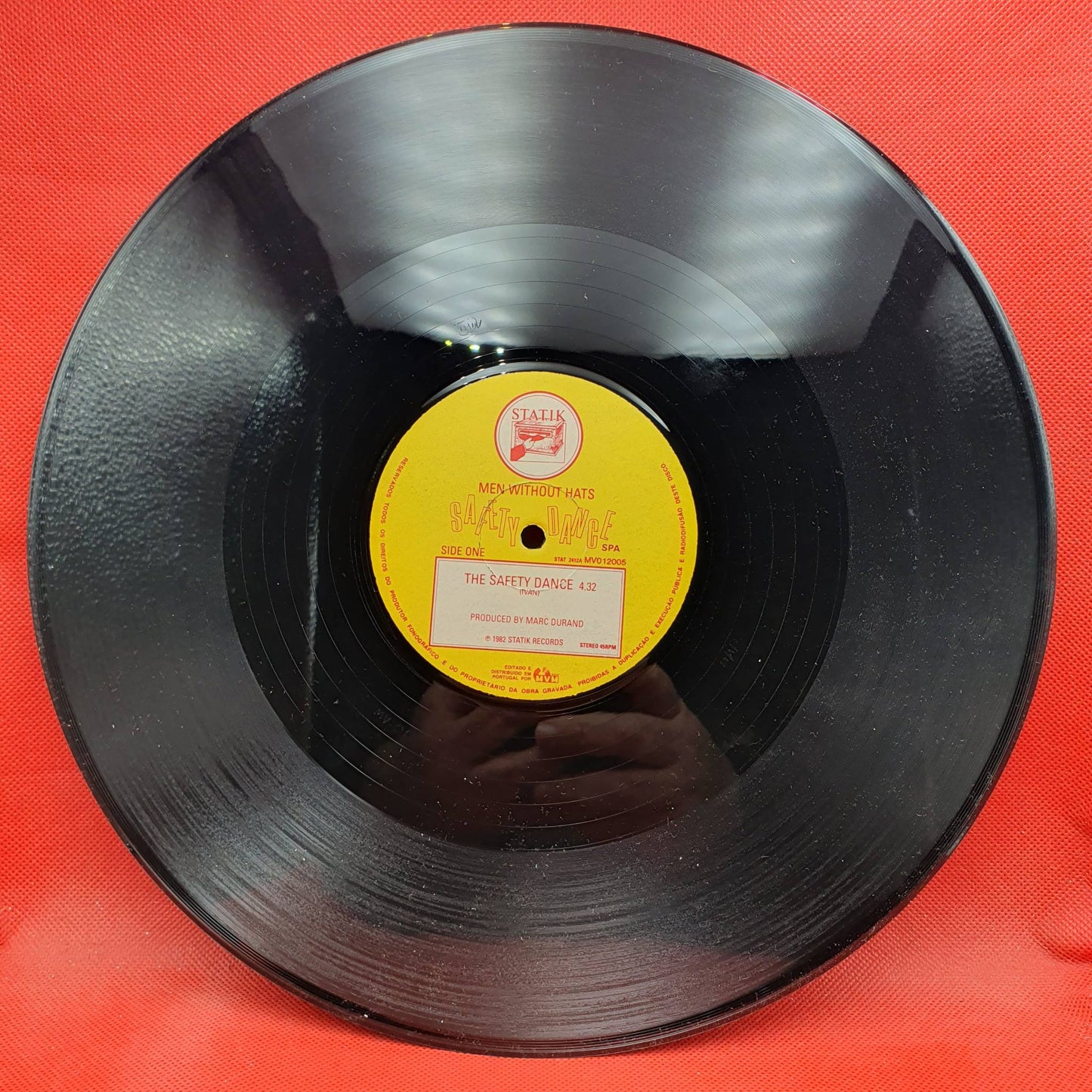 Men Without Hats – The Safety Dance (Extended 'Club Mix')