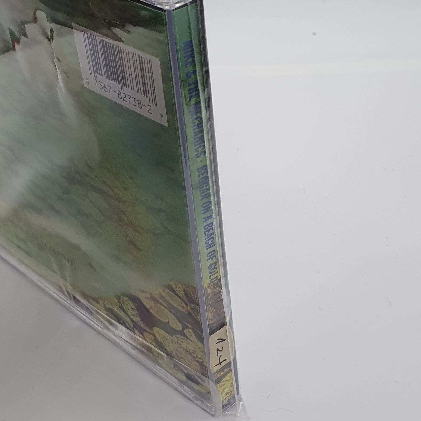 Mike & The Mechanics – Beggar On A Beach Of Gold