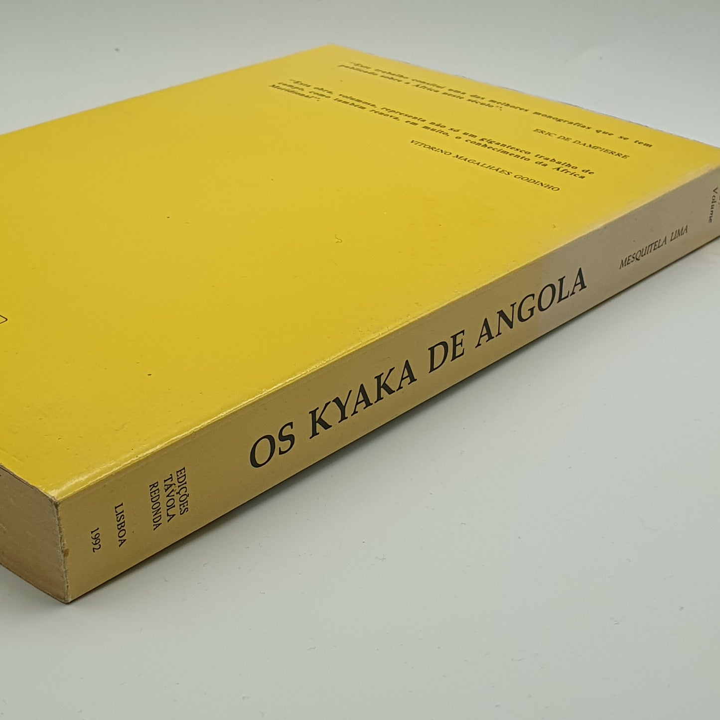 Mesquitela Lima - Os Kyaka de Angola