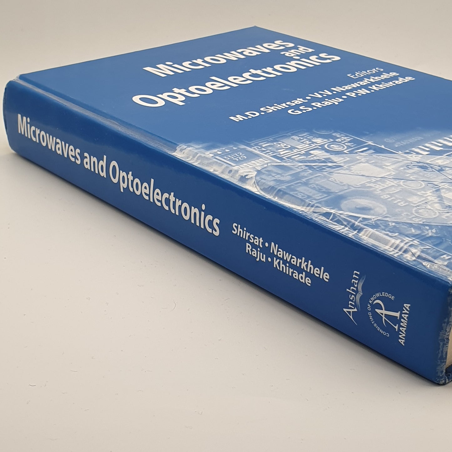 Microwaves and Optoelectronics