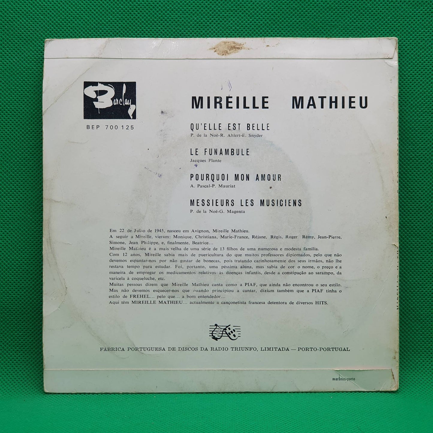 Mireille Mathieu – Qu'Elle Est Belle