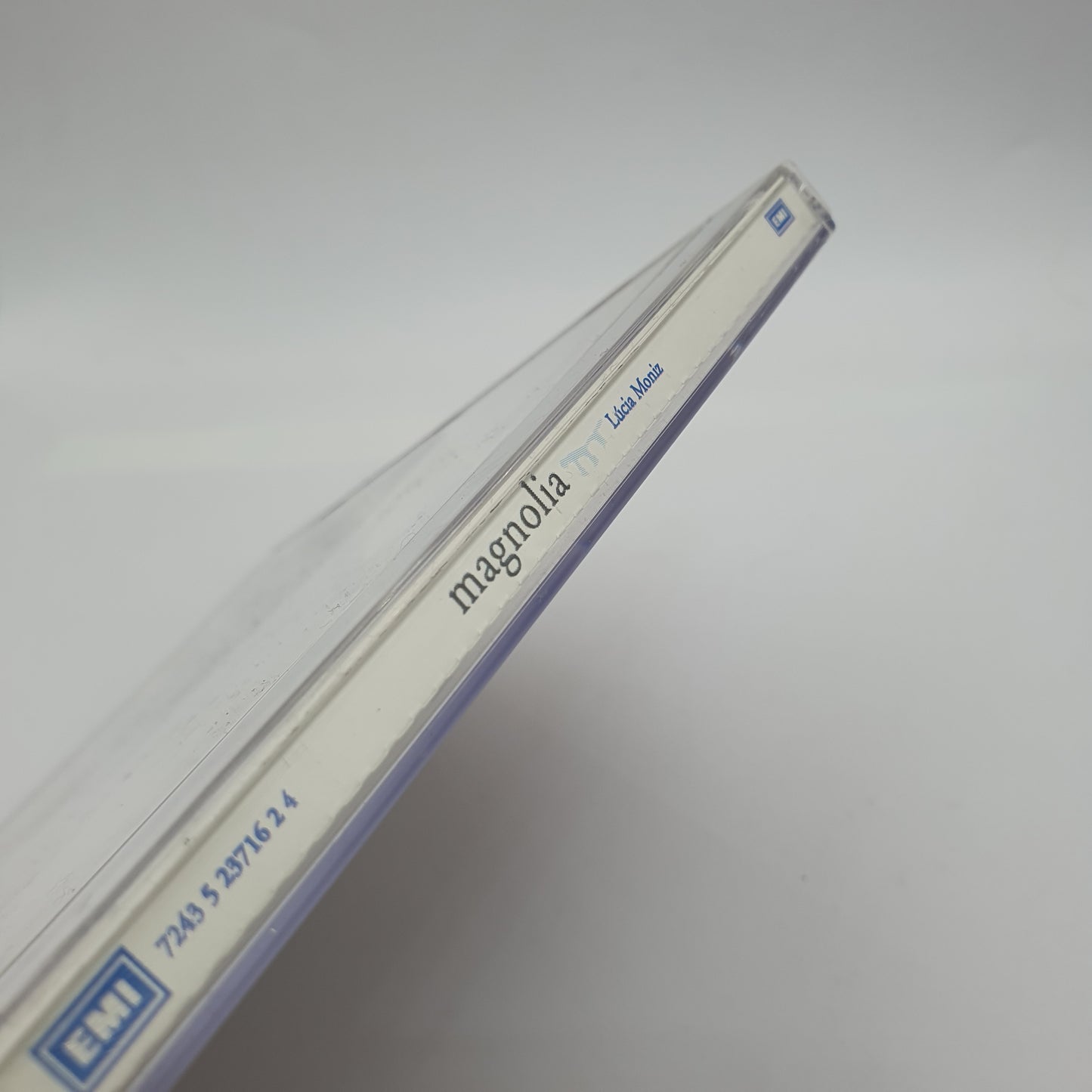 Lúcia Moniz – Magnolia