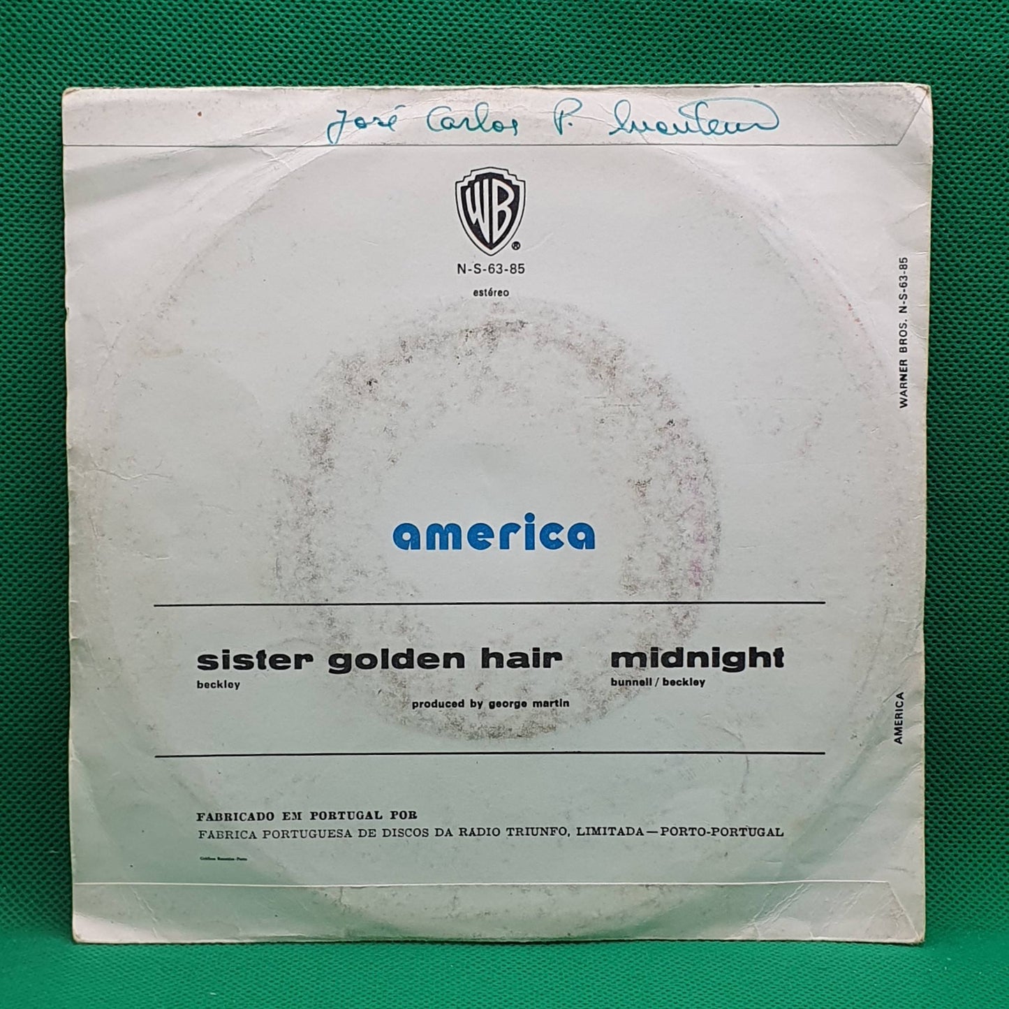 America – Sister Golden Hair
