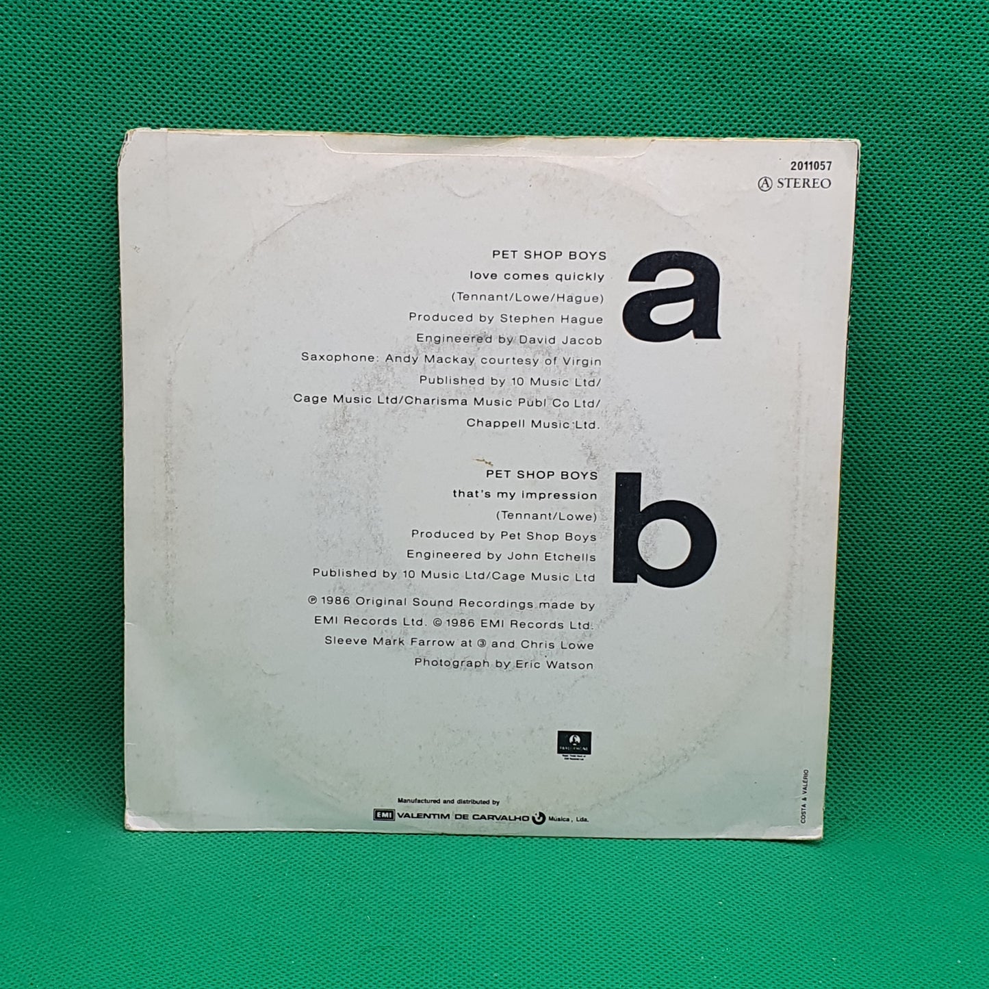 Pet Shop Boys – Love Comes Quickly