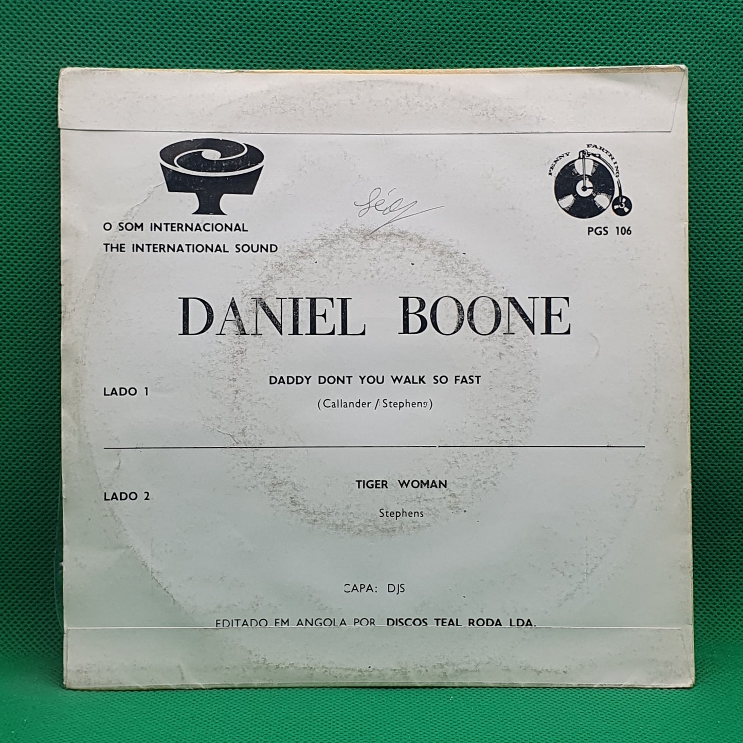 Daniel Boone – Daddy Don't You Walk So Fast / Tiger Woman