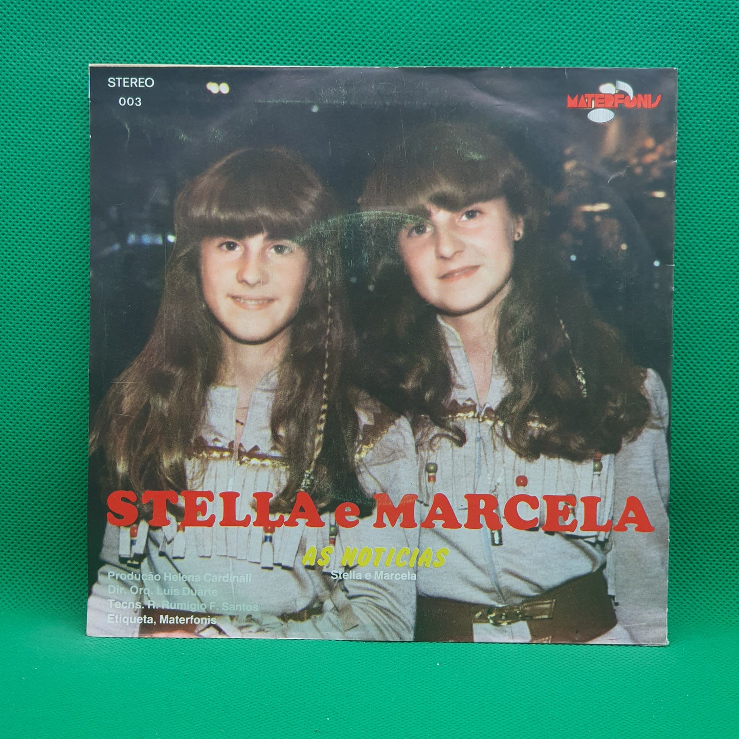 Stella E Marcela – Na Discoteca / As Noticias