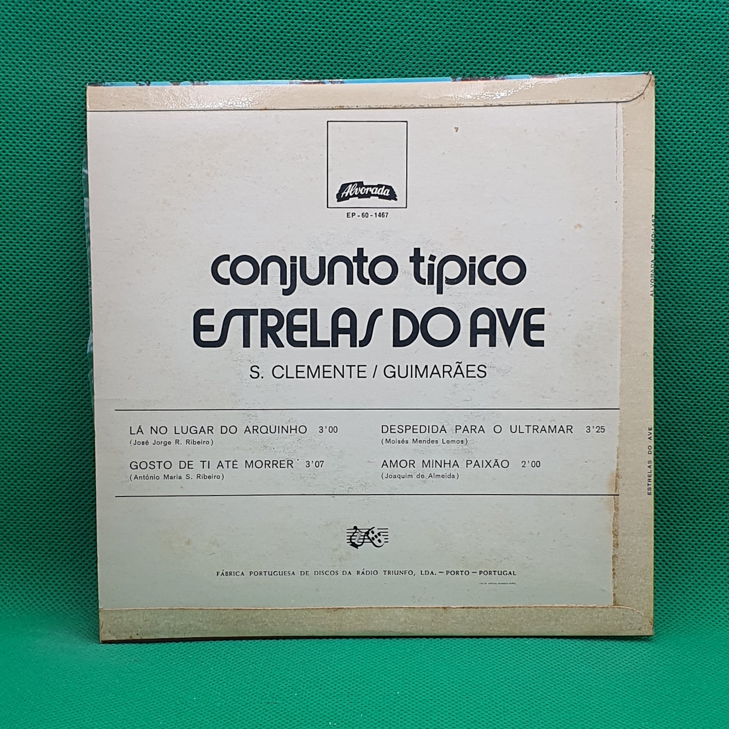 Conjunto Tipico Estrelas Do Ave – Lá No Lugar Do Arquinho