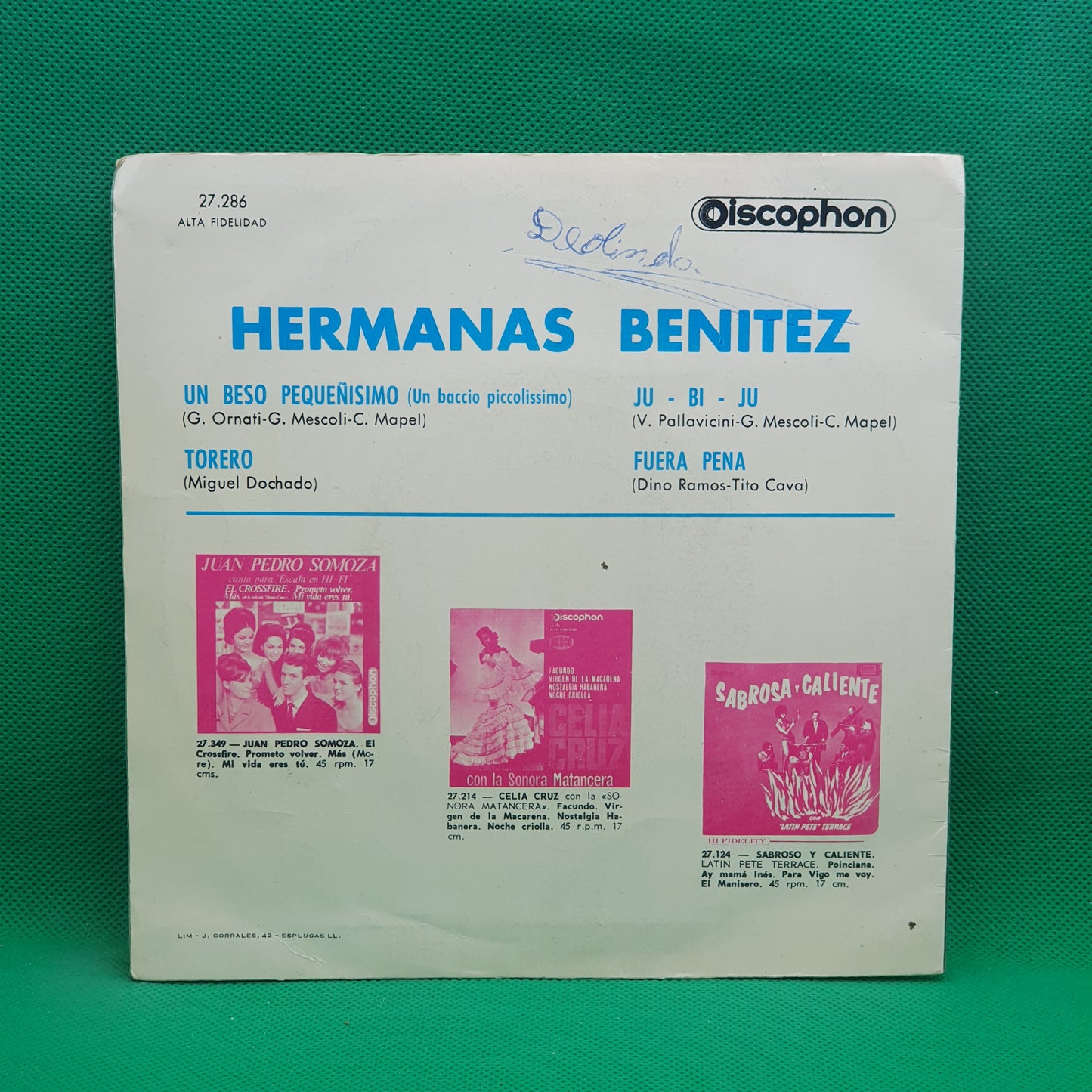 Hermanas Benitez – Un Beso Pequeñisimo