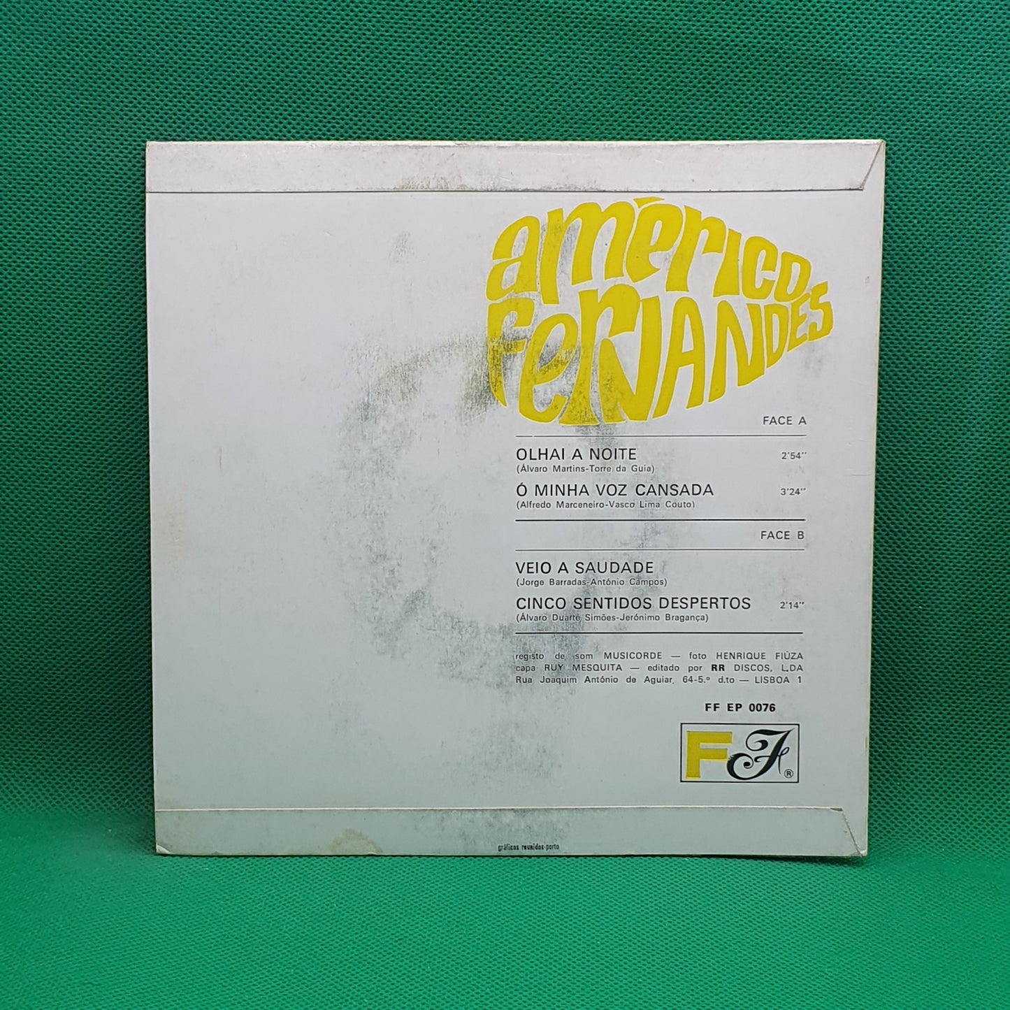 Américo Fernandes – Olhai A Noite