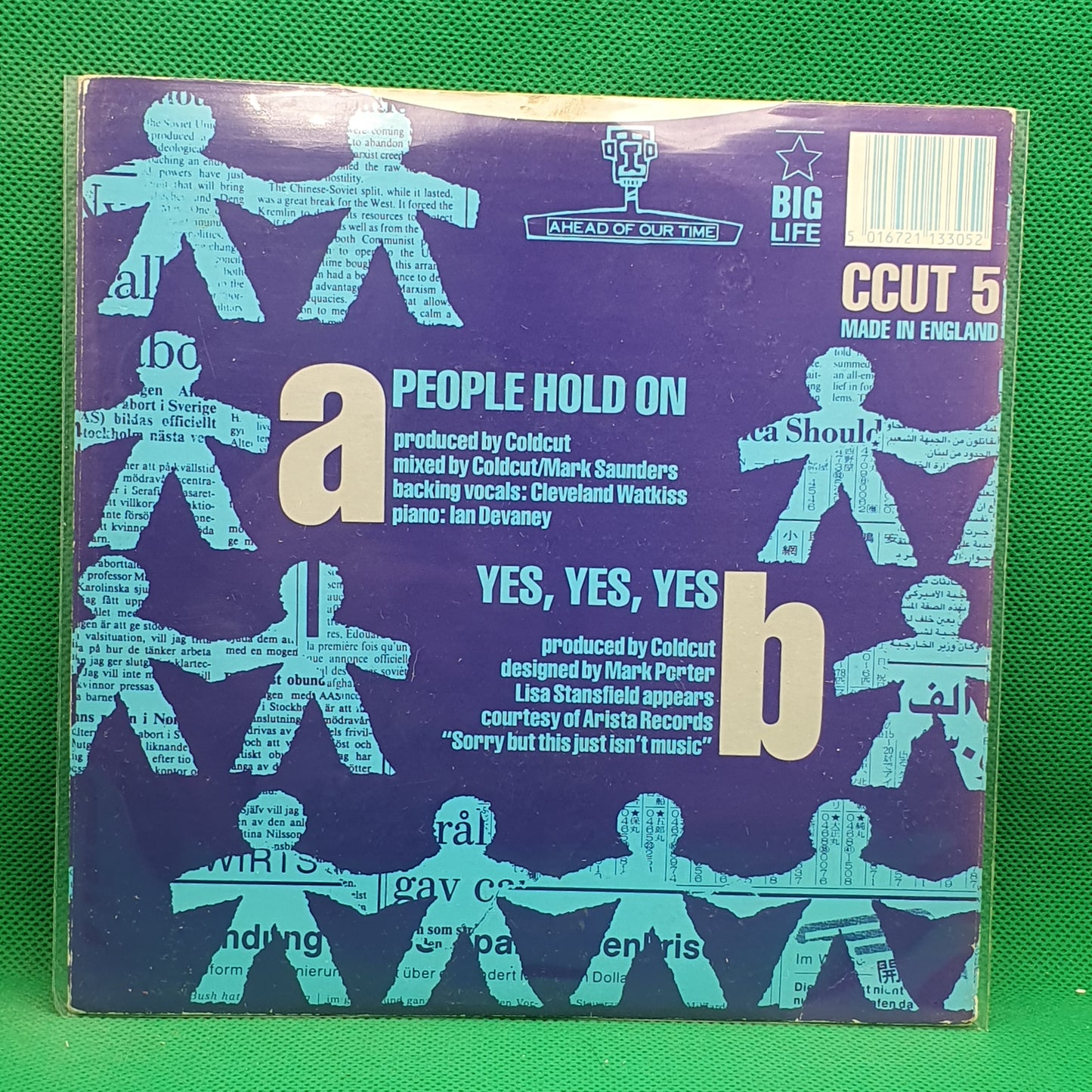 Coldcut Featuring Lisa Stansfield – People Hold On