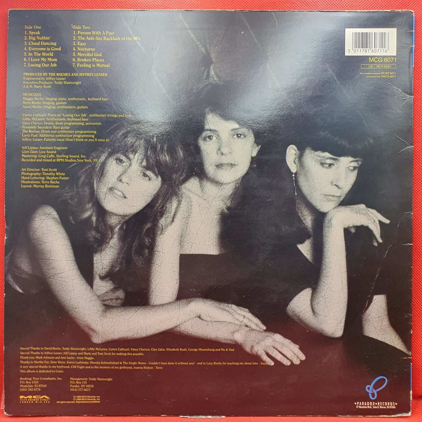 The Roches – Speak