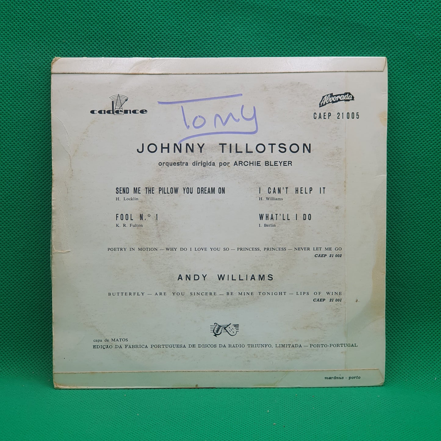 Johnny Tillotson – Send Me The Pillow You Dream On