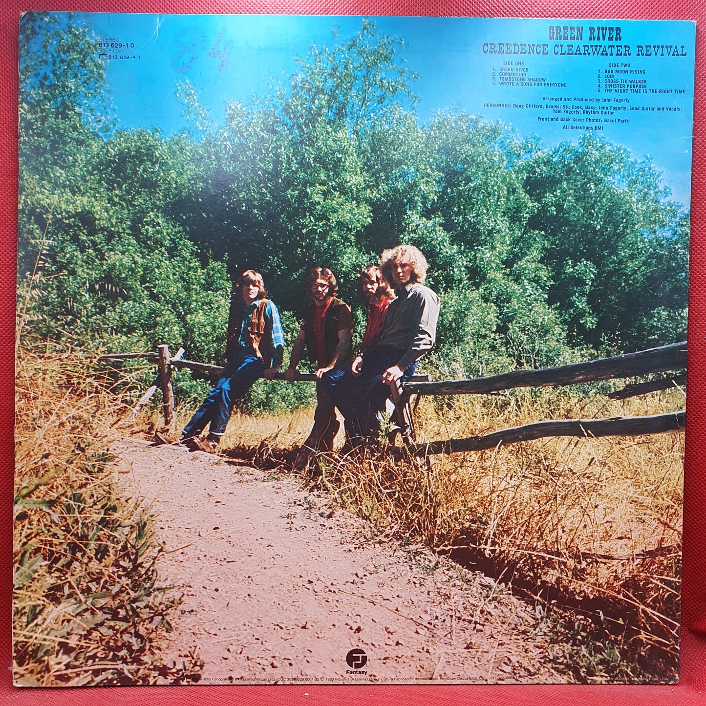 Creedence Clearwater Revival – Green River