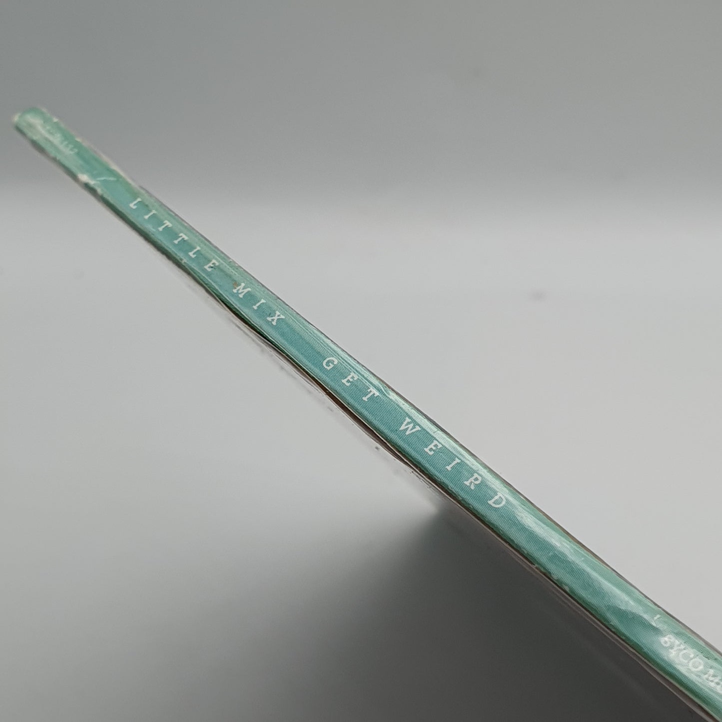 Little Mix – Get Weird