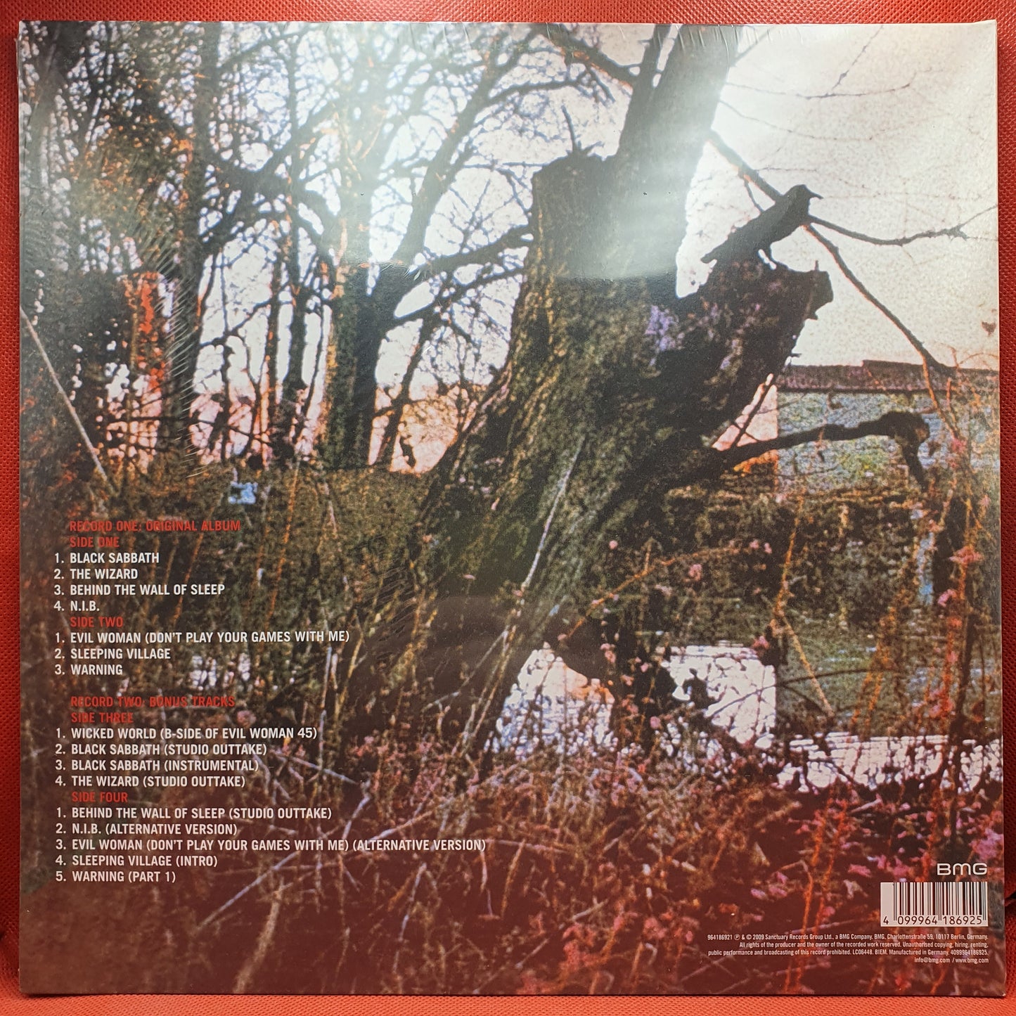 Black Sabbath – Black Sabbath