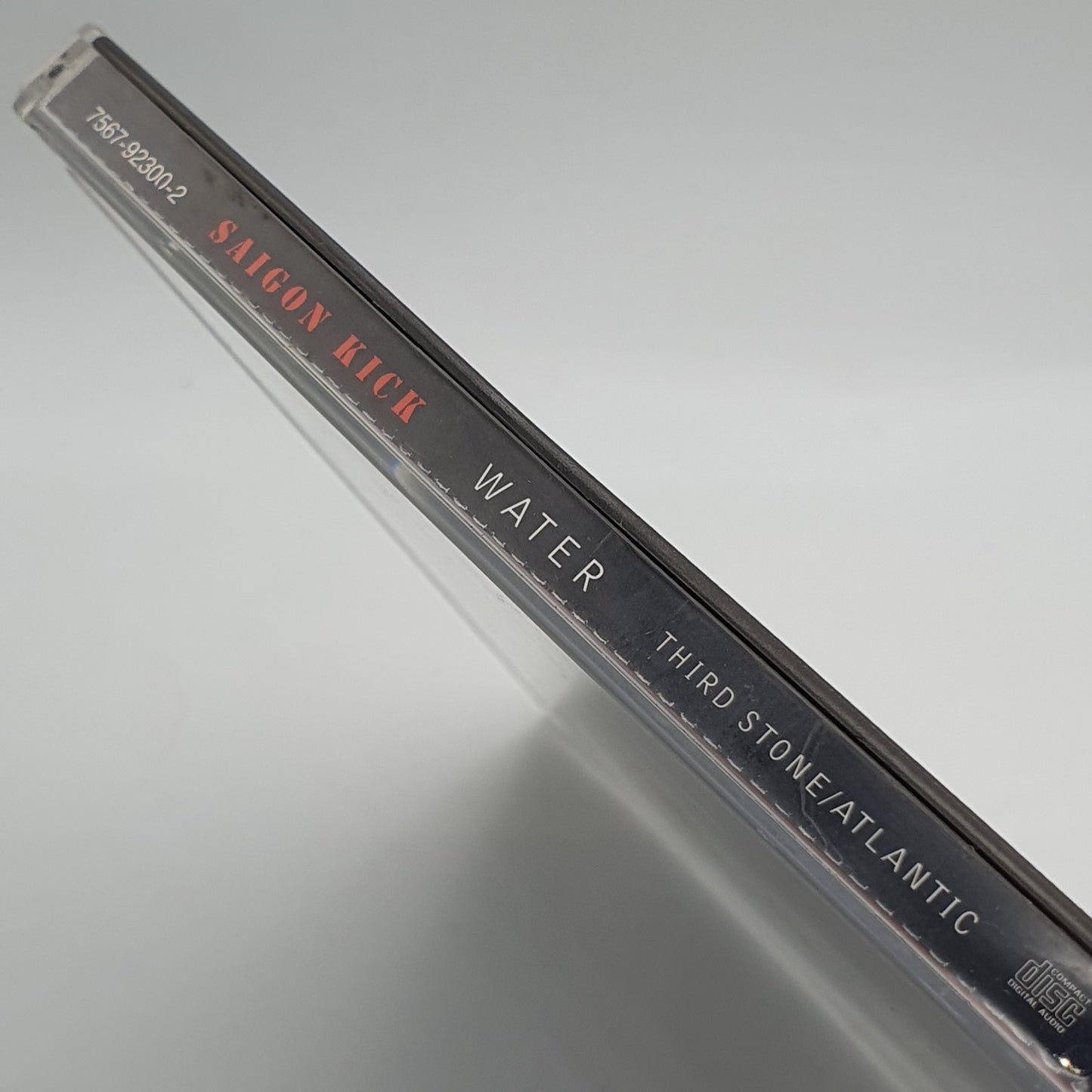 Saigon Kick – Water