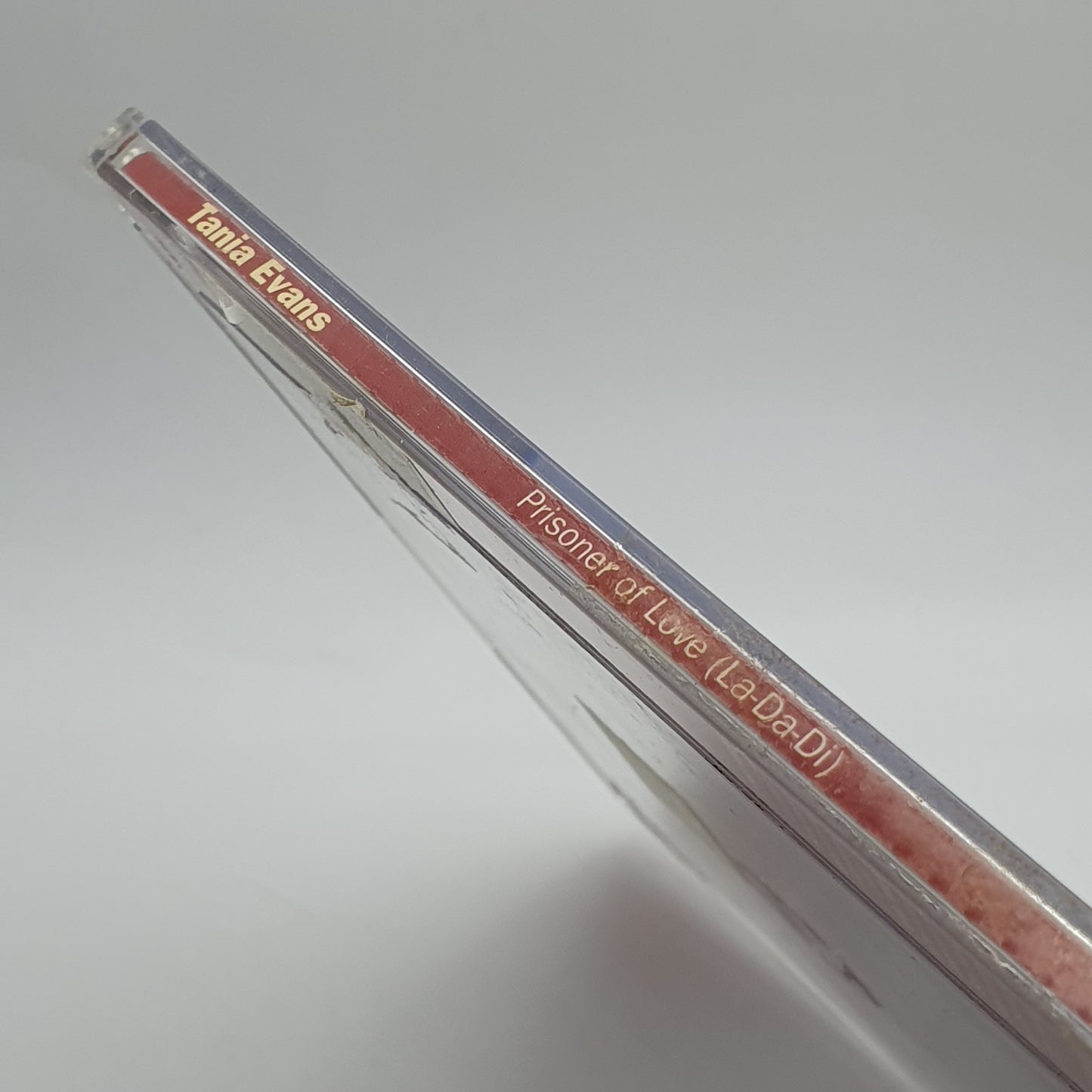 Tania Evans – Prisoner Of Love (La-Da-Di)