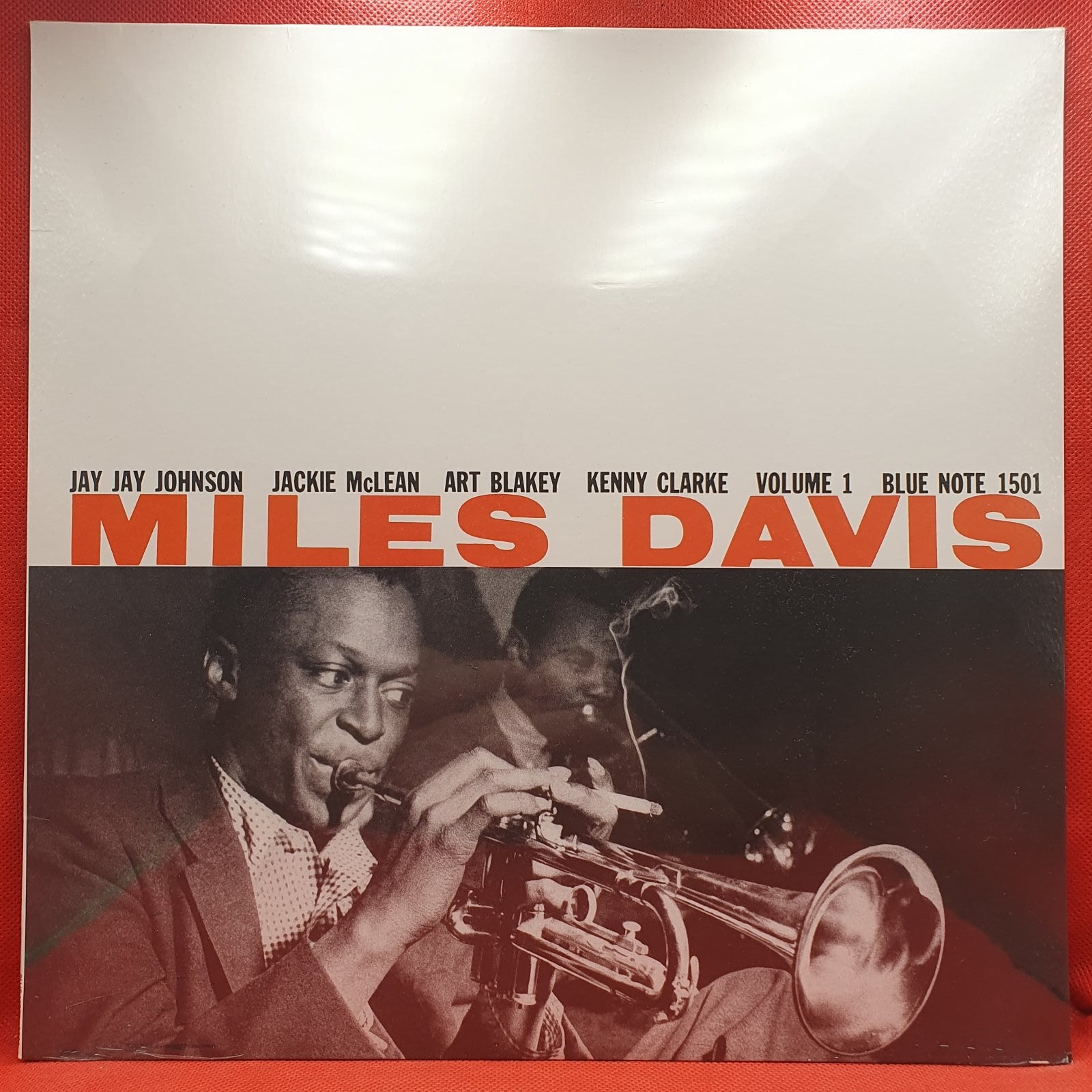 Miles Davis - Volume 1 (LP) – Vinyl Store Online