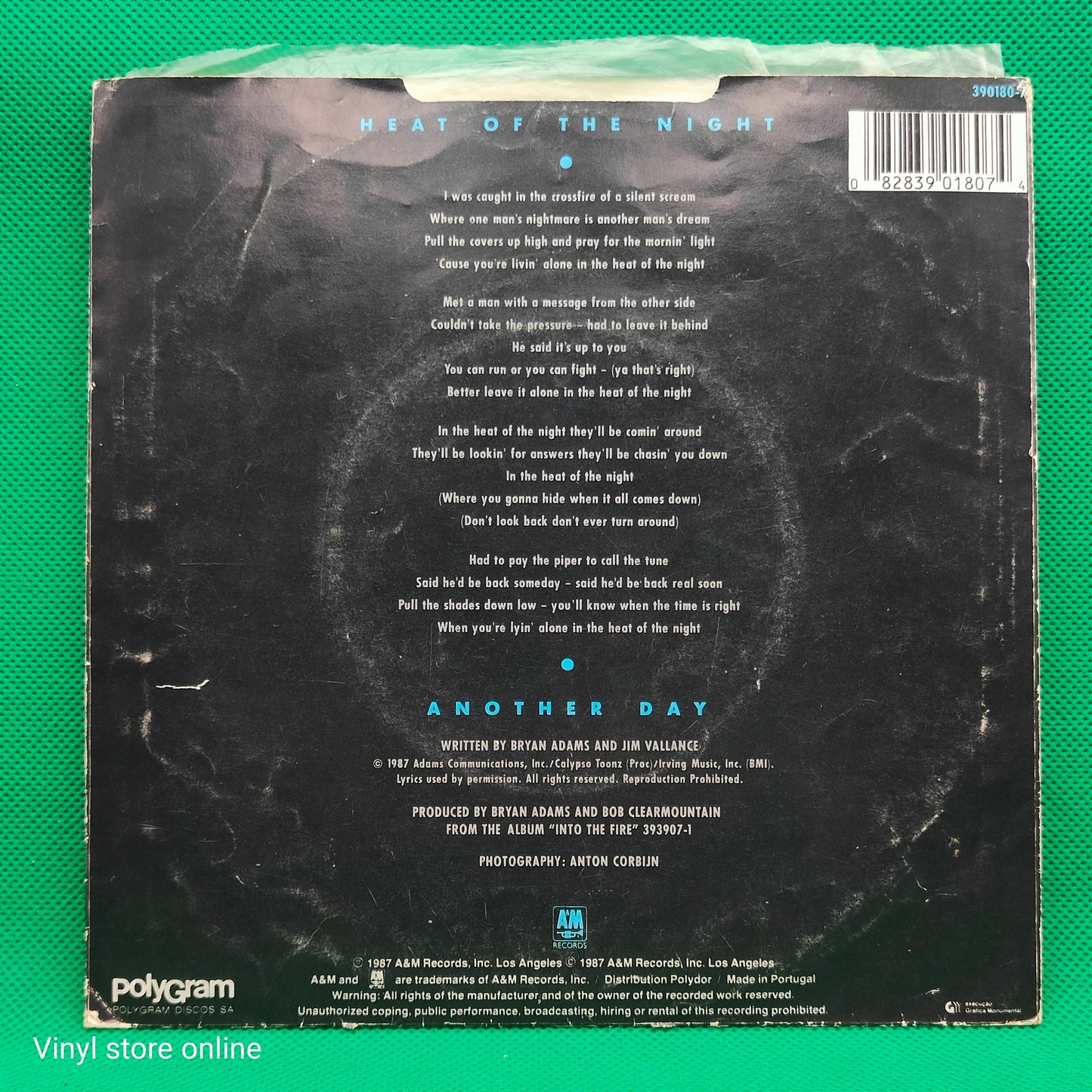 Bryan Adams – Heat Of The Night