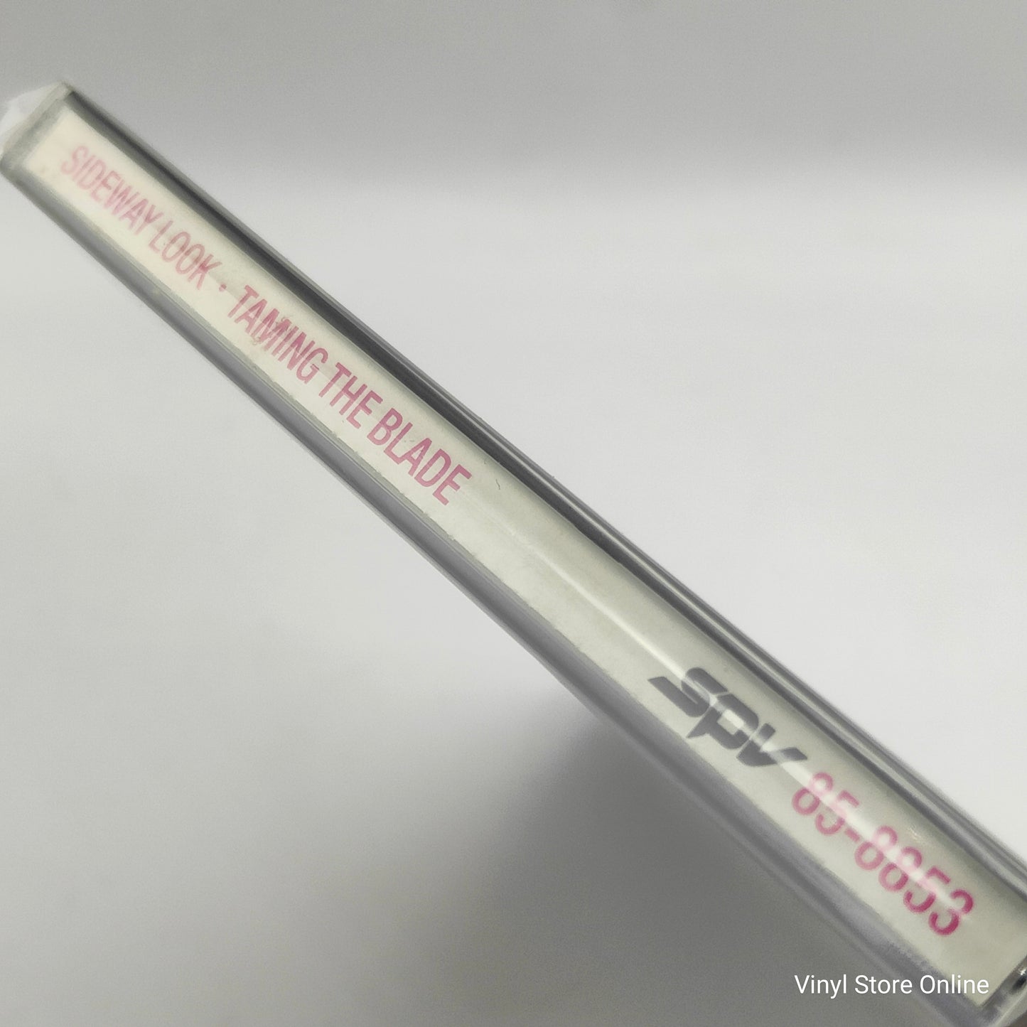 Sideway Look – Taming The Blade