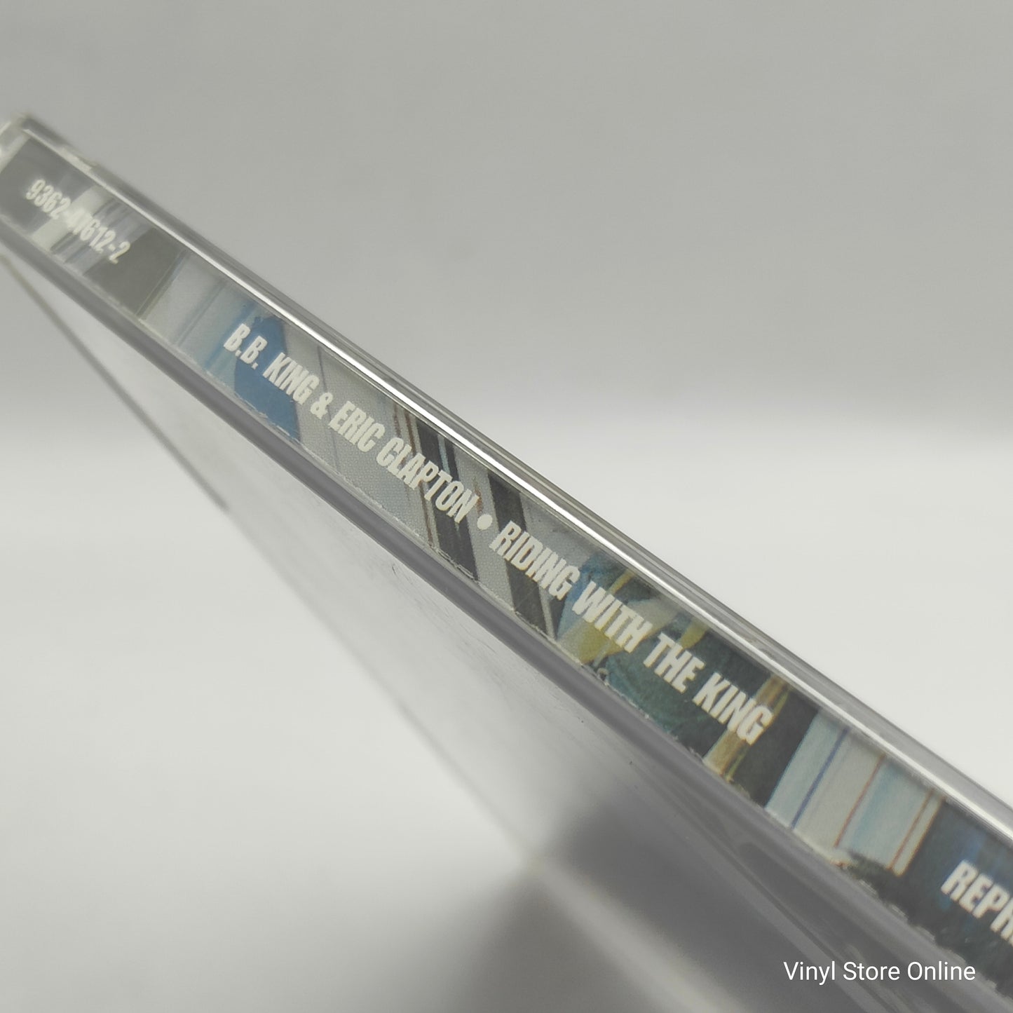 B.B. King & Eric Clapton – Riding With The King