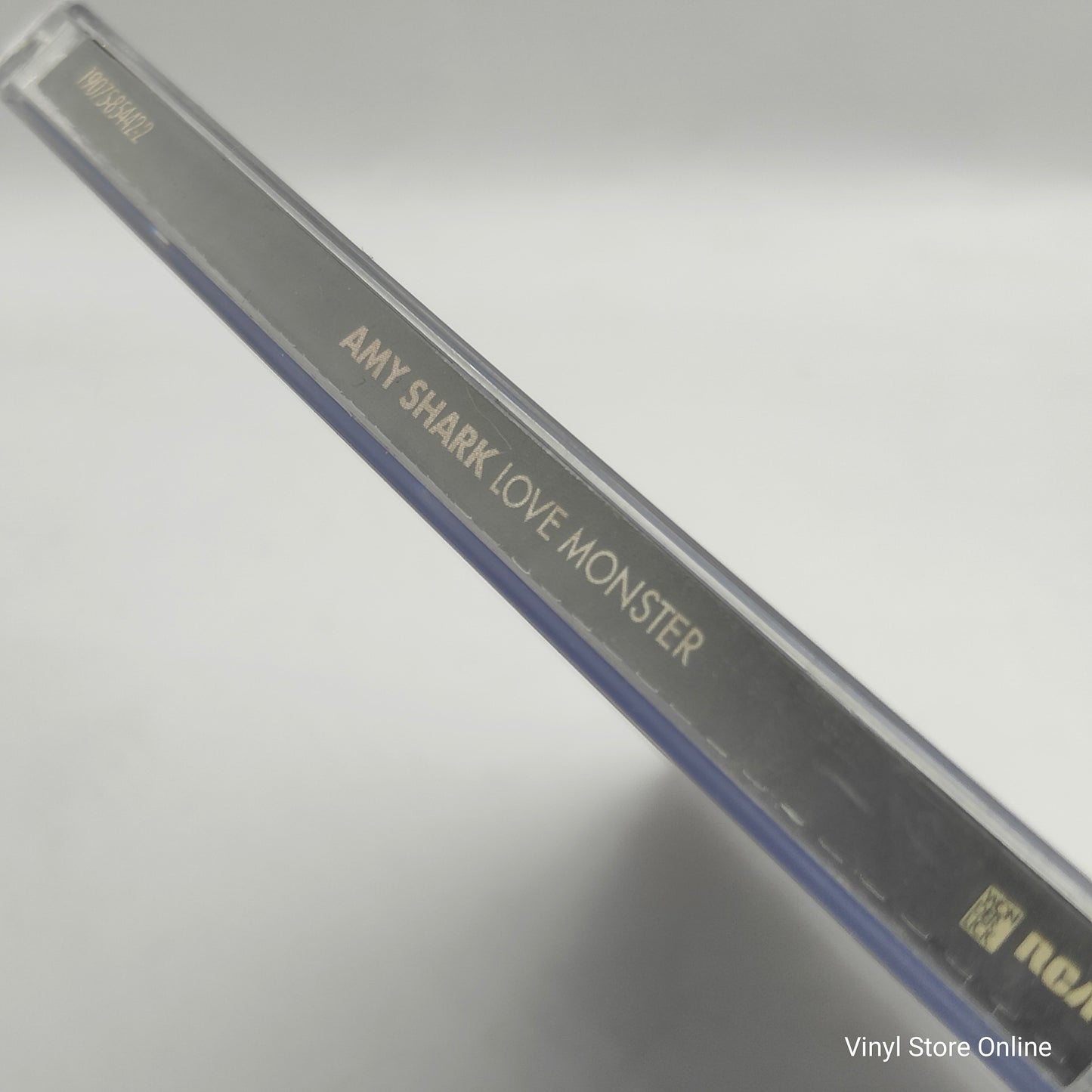 Amy Shark – Love Monster