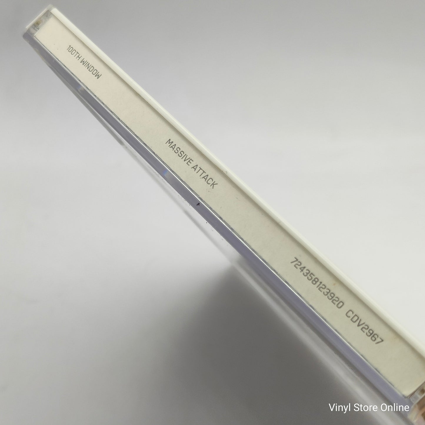 Massive Attack – 100th Window