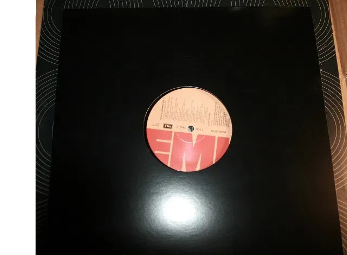 CAPA de Papelão de LP E 12 ”- PRETAS (com furo)