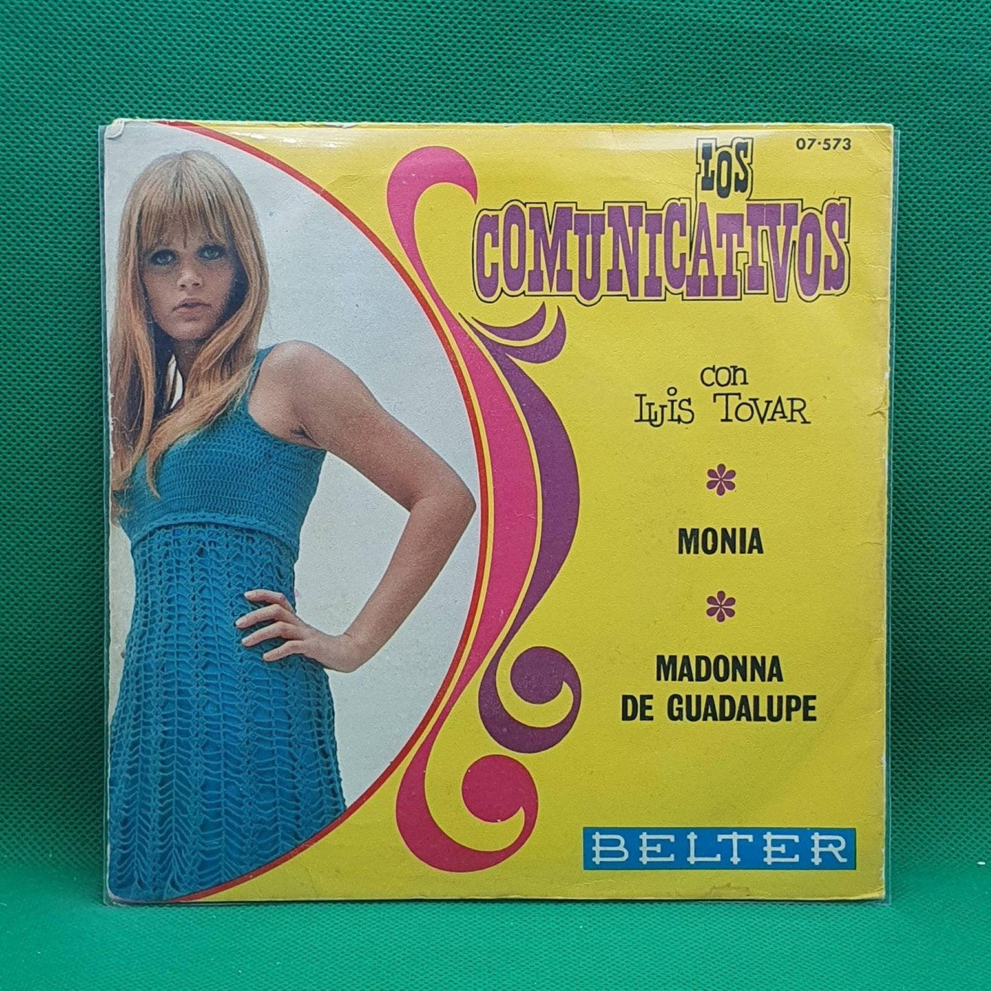 Los Comunicativos – Monia / Madonna De Guadalupe - Vinyl Store Online