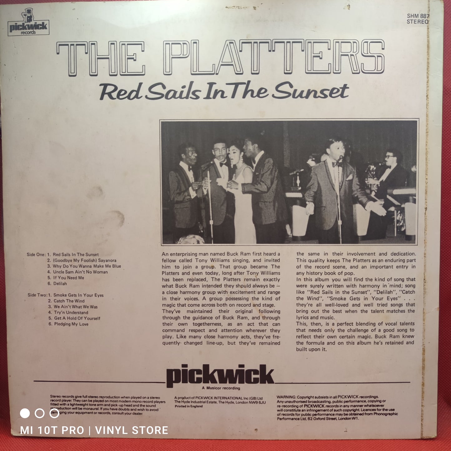 The Platters – Rote Segel im Sonnenuntergang