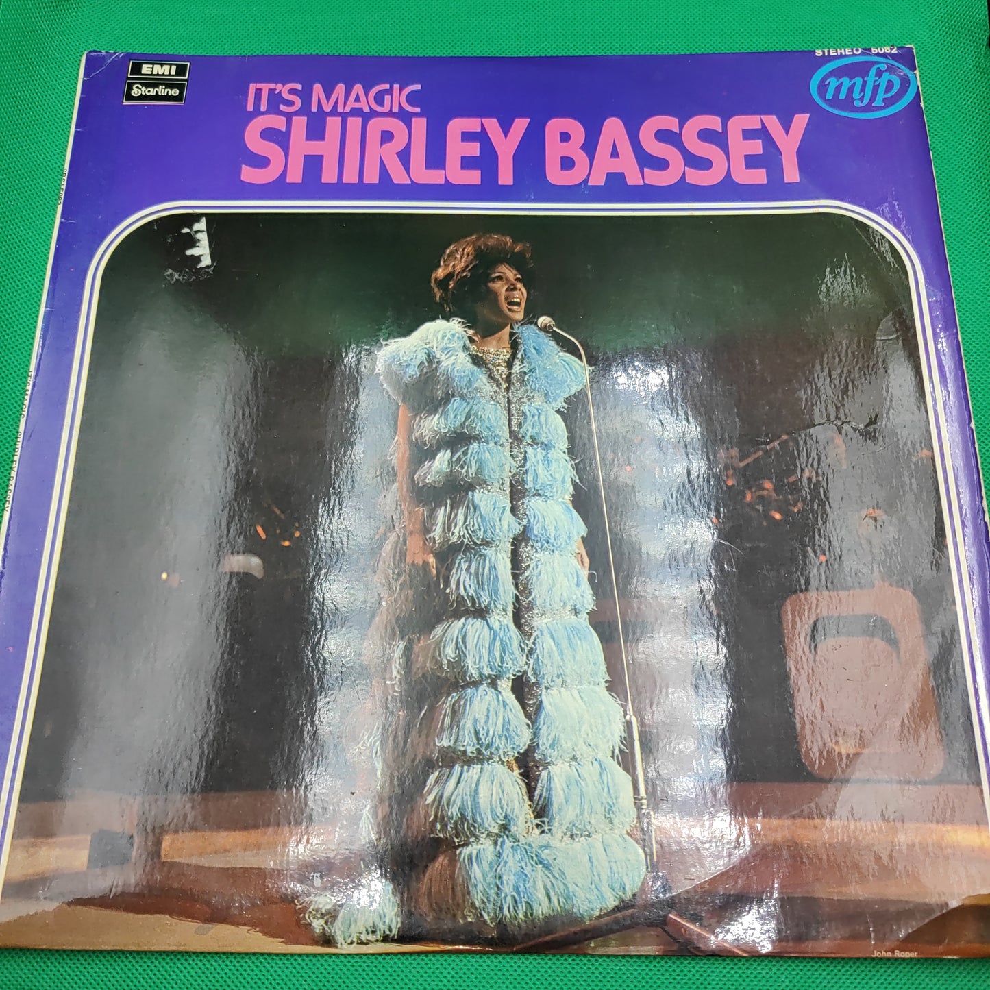 It's Magic Shirley Bassey
