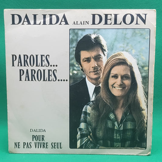 Dalinda Alain Delon