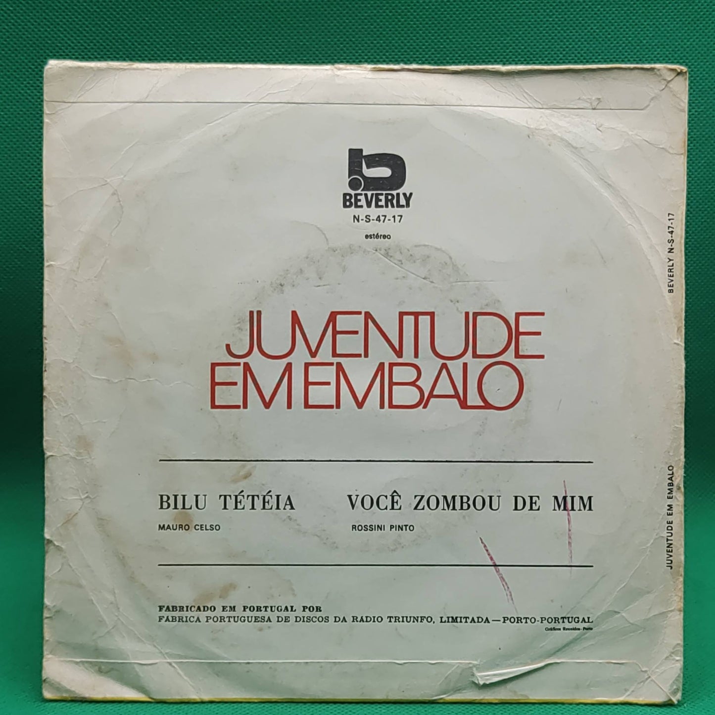 Juventude Em Embalo – Bilu Tétéia / Você Zombou De Mim
