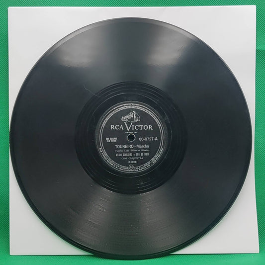 NELSON GONÇALVES UND DAS GOLDENE TRIO