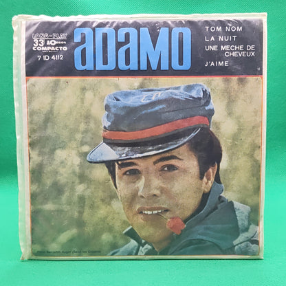 ADAMO – Tom nom / Une meche de cheveux