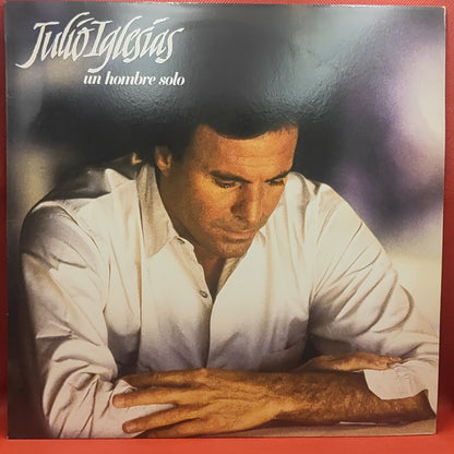 Julio Iglesias – Un Hombre Solo