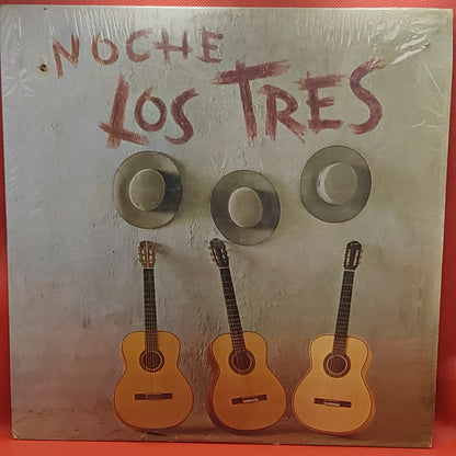 Los Tres – Noche