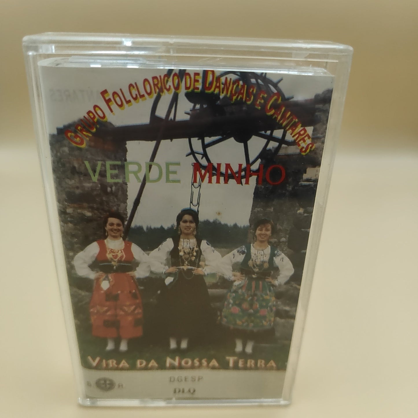 FOLKLORE-GRUPPE VON TÄNZEN UND SINGEN VERDE Minho