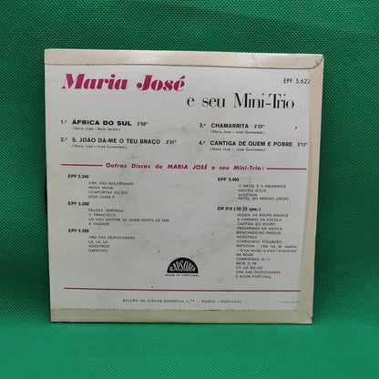 Maria José E O Seu Mini Trio – África Do Sul