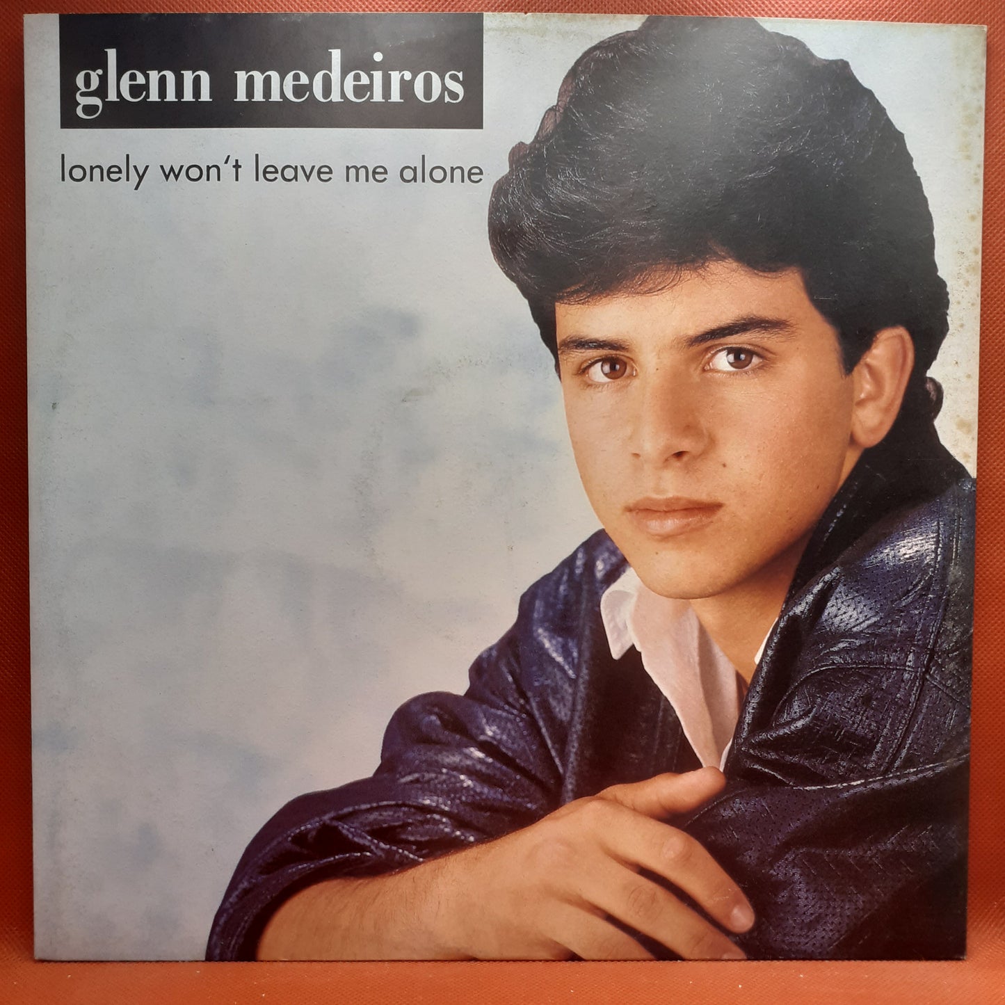 Glenn Medeiros – Lonely Won't Leave Me Alone