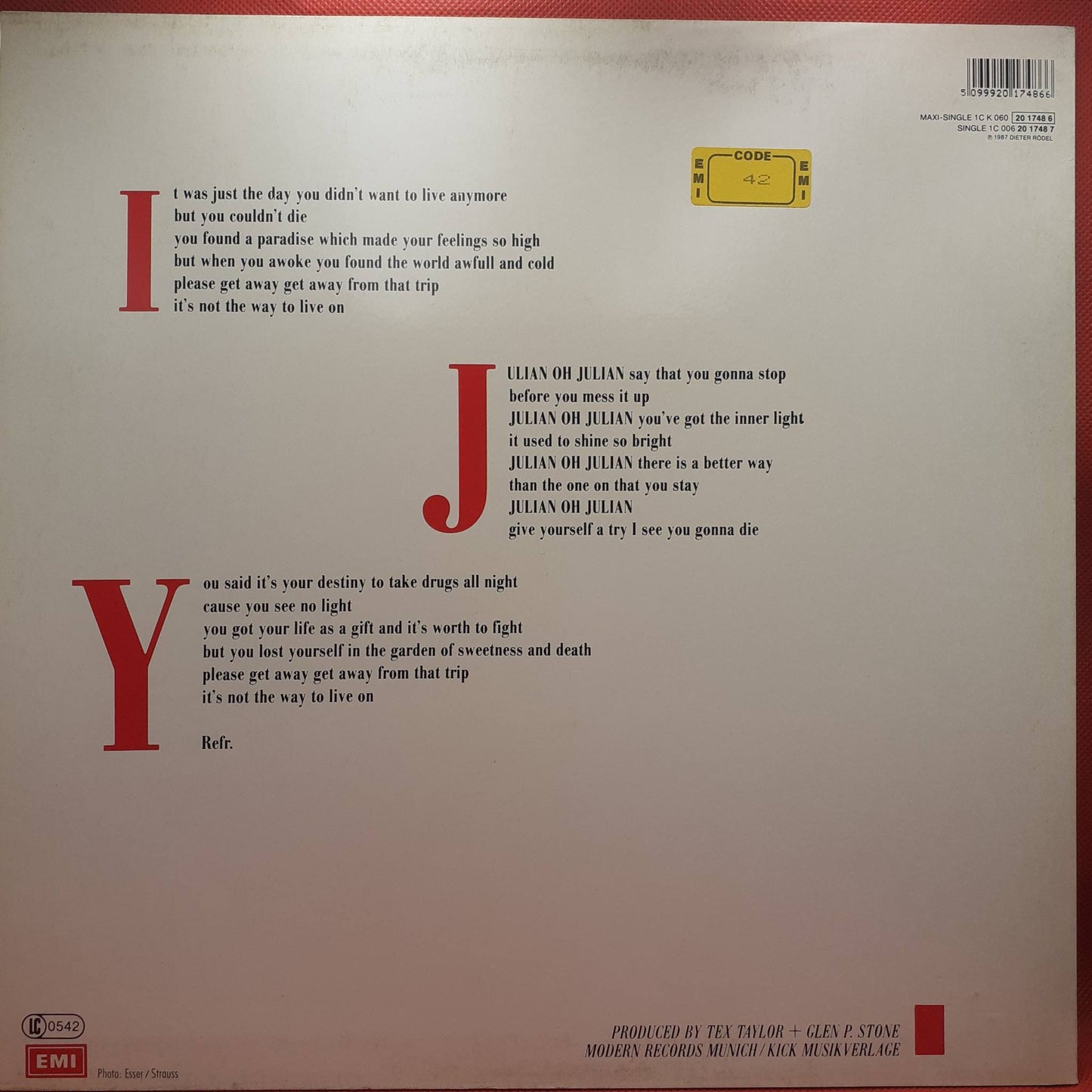Mandy Winter - Julian